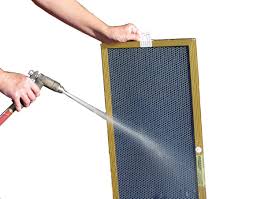How-to-clean-the-washable-furnace-filter-properly